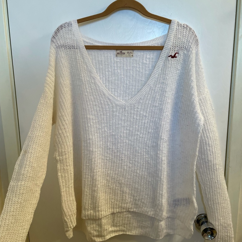 White deep v neck knit long sleeve